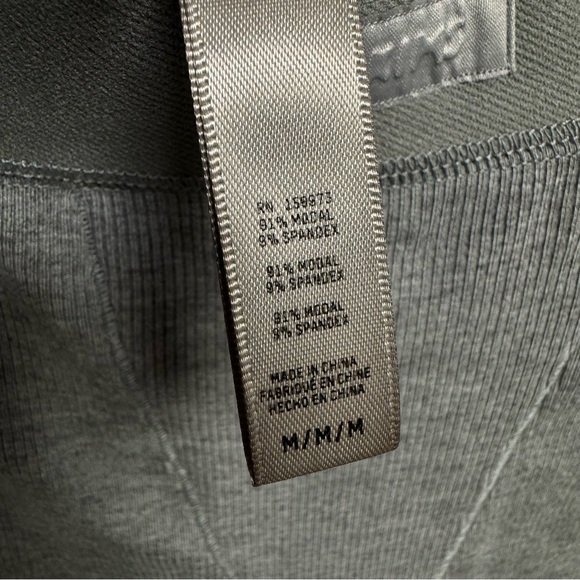 Skims Ribbed Boxer Shorts - Picture 4 of 4